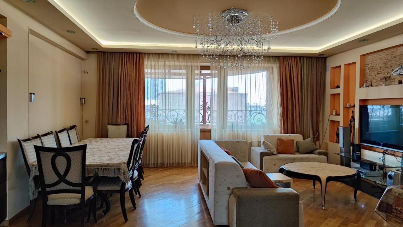 Luxury Apartment In The City Heart يريفان المظهر الخارجي الصورة