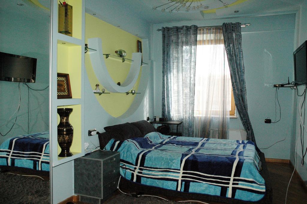 Luxury Apartment In The City Heart يريفان الغرفة الصورة